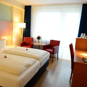 3* Hotel National