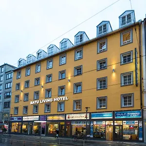 Batu 3*, München Deutschland